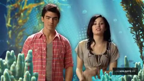 Demi and Joe (1) - Demi - Disney Ocean Underwater Tour Captures