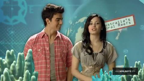 Demi and Joe (7) - Demi - Disney Ocean Underwater Tour Captures