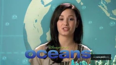 Demi and Joe (11) - Demi - Disney Ocean Underwater Tour Captures