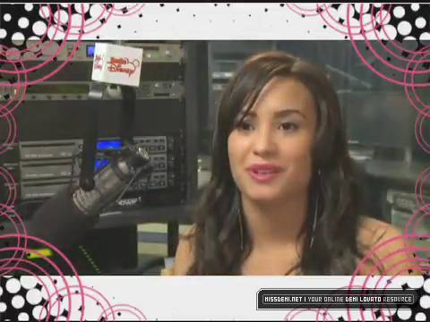 Demetria (17) - Demi - At and T Messaging Device Promos Captures