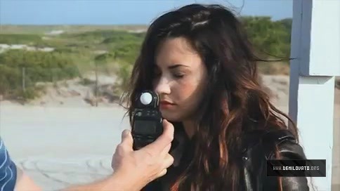 Demzu - Demi - Elle Photosoot - Behind the scenes