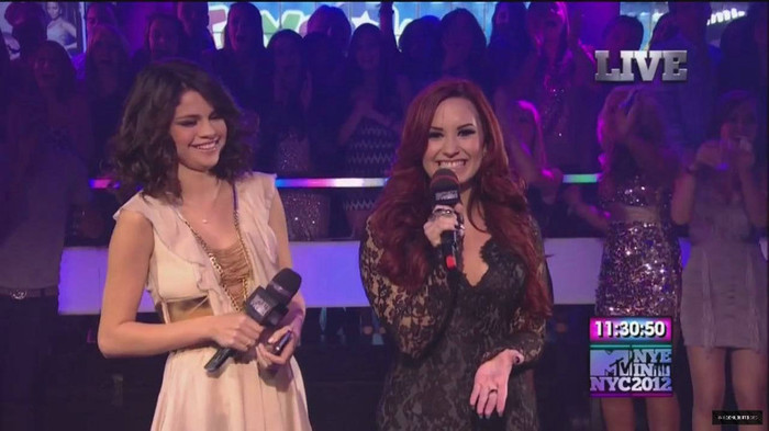 Demzu (6) - Demi - December 31 - MTV New Years Eve Bash 2012 Captures