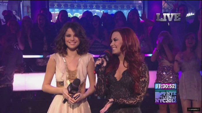 Demzu (7) - Demi - December 31 - MTV New Years Eve Bash 2012 Captures