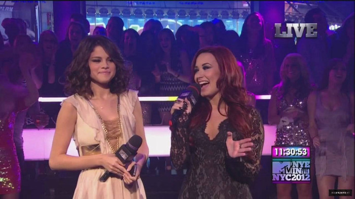 Demzu (8) - Demi - December 31 - MTV New Years Eve Bash 2012 Captures