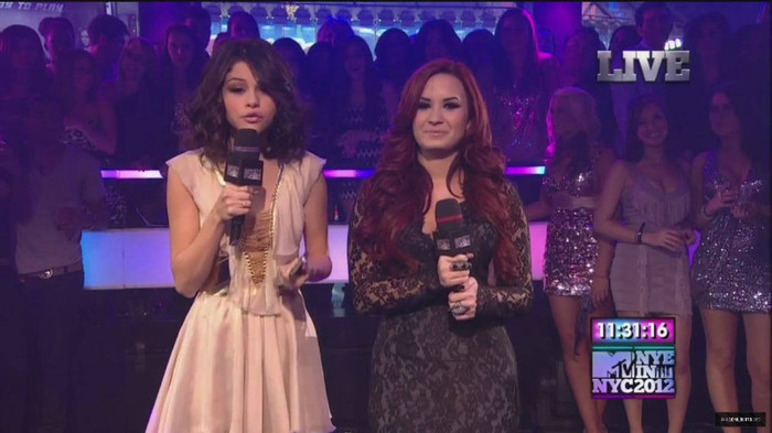 Demzu (16) - Demi - December 31 - MTV New Years Eve Bash 2012 Captures