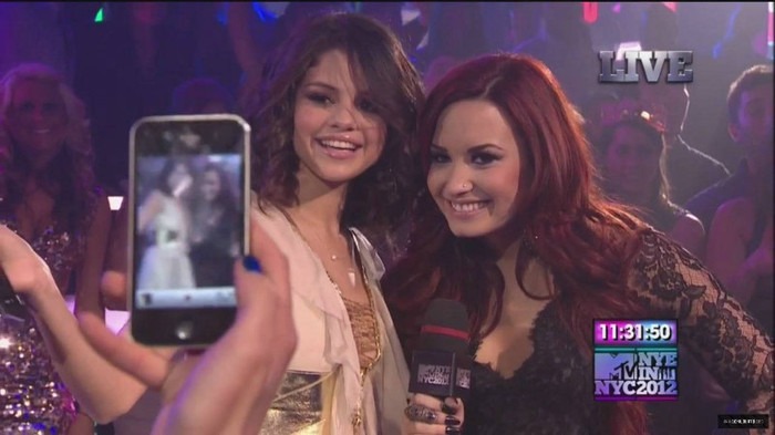 Demzu (37) - Demi - December 31 - MTV New Years Eve Bash 2012 Captures