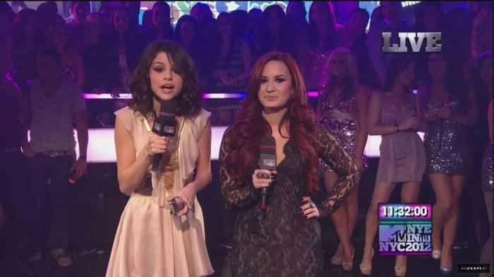 Demzu (43) - Demi - December 31 - MTV New Years Eve Bash 2012 Captures