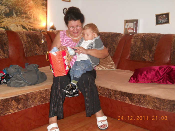 Craciun 24 dec 2011 022
