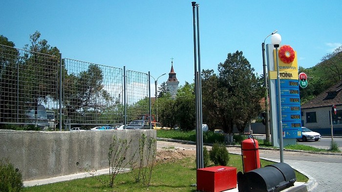 Biserica din Bartolomeu vz. de la benzinarie.WPH - BRASOV - biserici