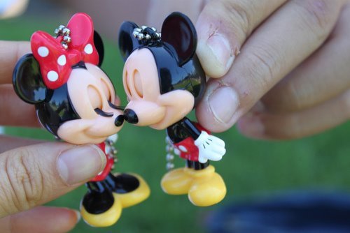 Mickey mouse si mini mouse:))
