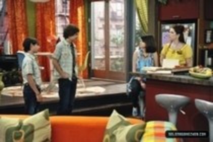 wizards of waverly place (18)