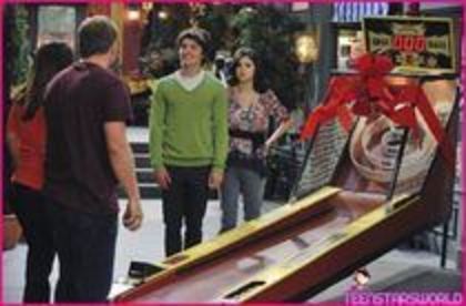 wizards of waverly place (43)