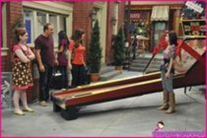 wizards of waverly place (44)