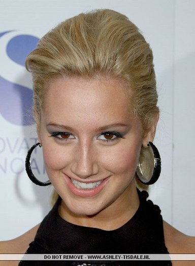 Ashley Tisdale - ASHLEY TISDALE LA ANNUAL YOUNG HOLLYWOOD AWARDS