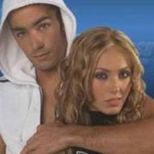 40570884_FSWYHPAPX - Aaron Diaz