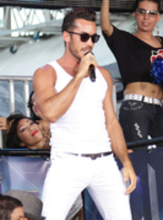 43268980_FEFOPCQLM - Aaron Diaz