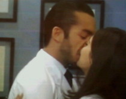 52578129_TKZSGNS2 - Aaron Diaz