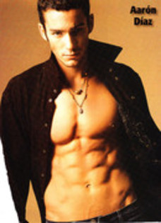 52829034_CKKOUIL2 - Aaron Diaz