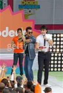 47394724_IEWVOVYNC - Aaron Diaz