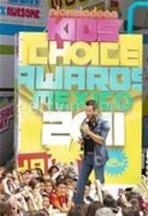 47394761_KNRVNYUUH - Aaron Diaz