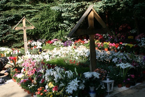 MORMINTUL SFINT al PARINTELUI ARSENIE BOCA de la PRISLOP