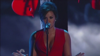 Demitzu (34) - Demi - September 10 - ALMA Awards Performs Skyscraper Captures