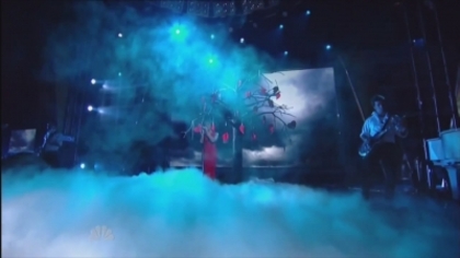 Demitzu (52) - Demi - September 10 - ALMA Awards Performs Skyscraper Captures