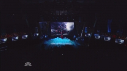 Demitzu (72) - Demi - September 10 - ALMA Awards Performs Skyscraper Captures