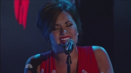 Demitzu (78) - Demi - September 10 - ALMA Awards Performs Skyscraper Captures