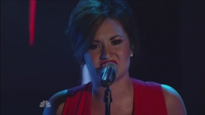 Demitzu (84) - Demi - September 10 - ALMA Awards Performs Skyscraper Captures