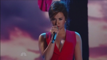 Demitzu (95) - Demi - September 10 - ALMA Awards Performs Skyscraper Captures