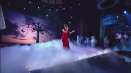Demitzu (107) - Demi - September 10 - ALMA Awards Performs Skyscraper Captures