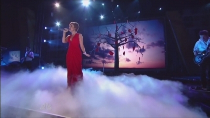 Demitzu (119) - Demi - September 10 - ALMA Awards Performs Skyscraper Captures