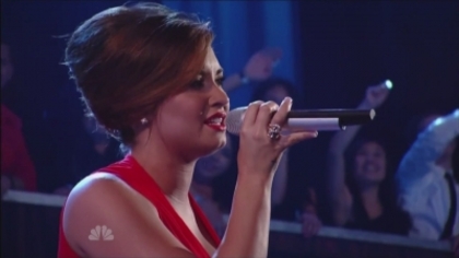 Demitzu (144) - Demi - September 10 - ALMA Awards Performs Skyscraper Captures
