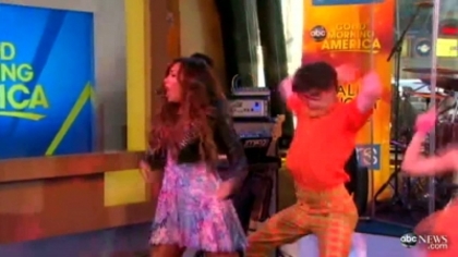 Demzu (103) - Demi - September 19 - Good Morning America Performs Captures