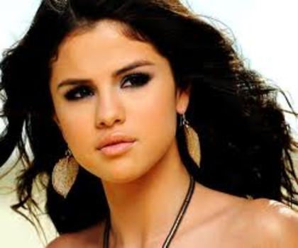 fskjdgsg - selena gomez