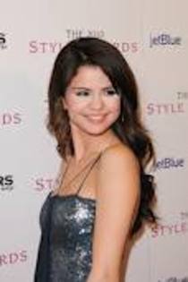 ghhj - selena gomez