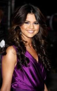 nhgkgkl - selena gomez