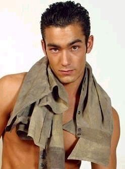 192498_prof - Aaron Diaz