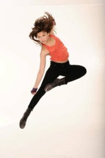 291885_214705445245576_153354588047329_515809_3418679_a