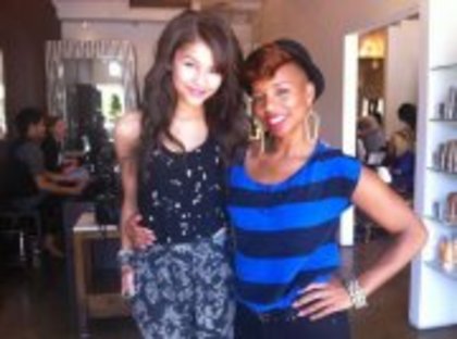 294449_222439407805513_153354588047329_534820_7882054_a