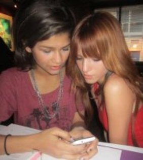 320717_136317939806761_100002856684940_159567_1835163687_a