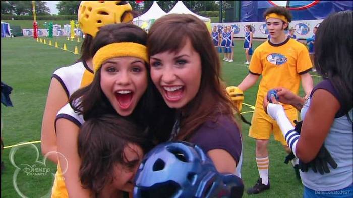 Demzu - Demi - Demi Lovato - Disney Channel Games 2008 Random HDTV Caps