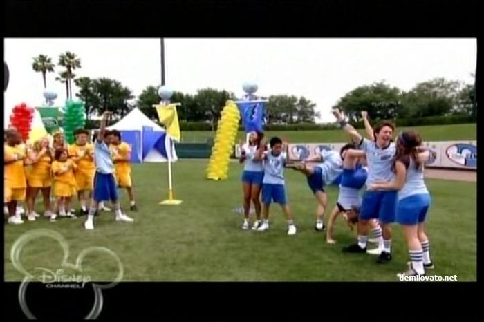 Demz (10) - Demi - Disney Channel Games 2008  Hang Tight - Week 2 Screencaps