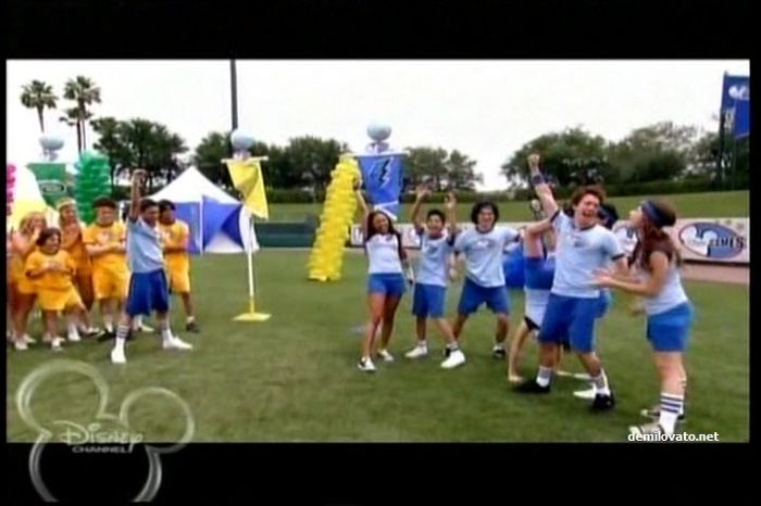 Demz (11) - Demi - Disney Channel Games 2008  Hang Tight - Week 2 Screencaps