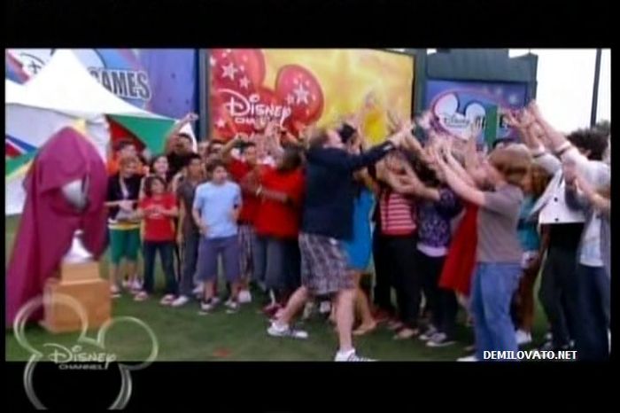 Demitzu (3) - Demi - Disney Channel Games 2008 - Chariot of Champions - Week 1 Screencaps