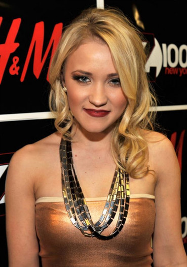 emily-osment-picture-1701233664 - Emily Osment