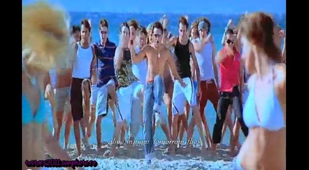 Salaam Namaste song (1)