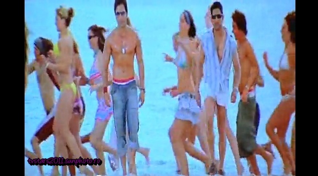 Salaam Namaste song (6)