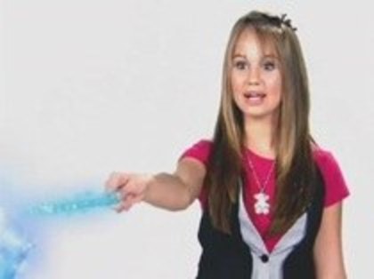 Debby Ryan intro Disney Chanel (18) - Debby Ryan intro Disney Chanel